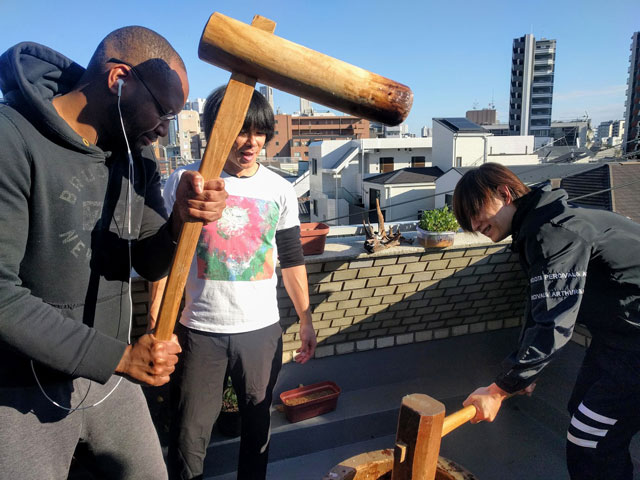 Rice cake pounding ceremony